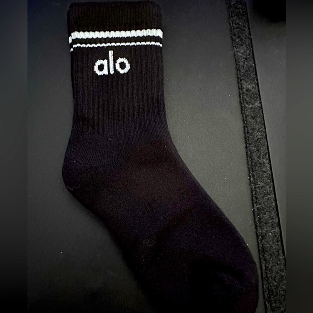 Alo Black Crew Sock